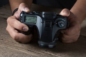 SLR camera without touch screen